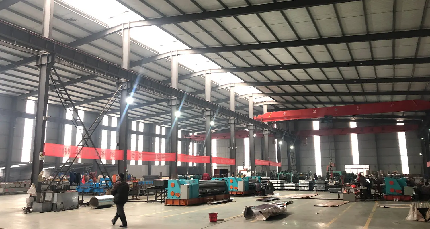 color-steel-sheet-factory-1